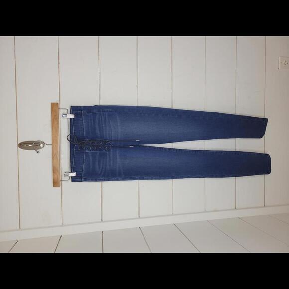 American Eagle Outfitters size 2 blue denim jeggings. Rock star. - Picture 1 of 5